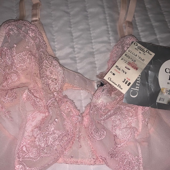Dior lace bra -intimates - Picture 6 of 10